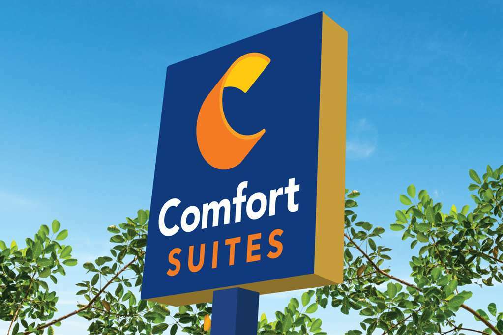 Comfort Suites Greensboro-High Point Екстер'єр фото