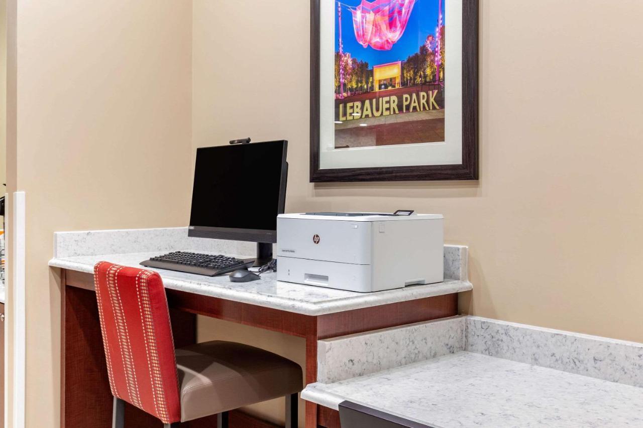 Comfort Suites Greensboro-High Point Екстер'єр фото