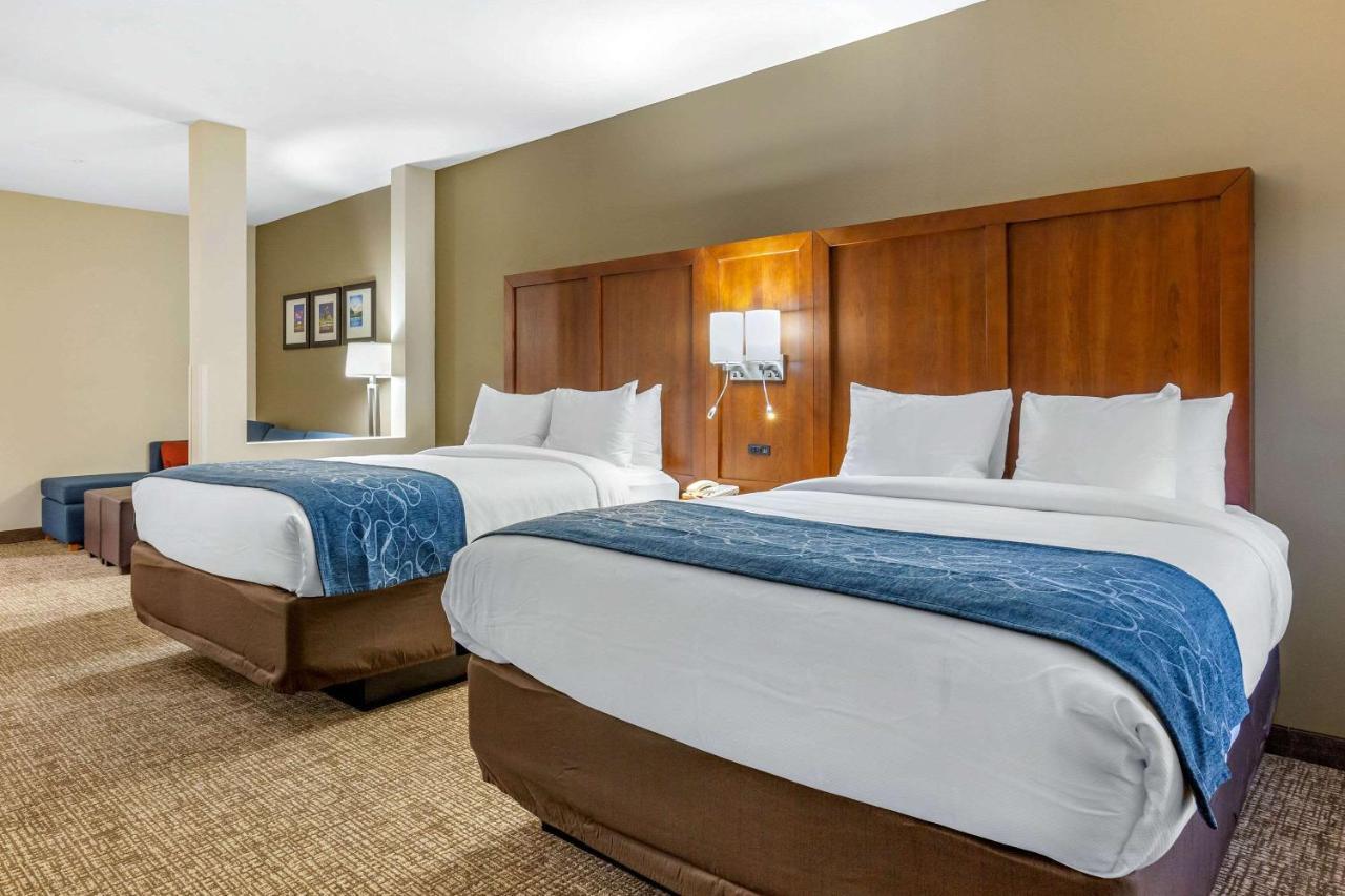 Comfort Suites Greensboro-High Point Екстер'єр фото