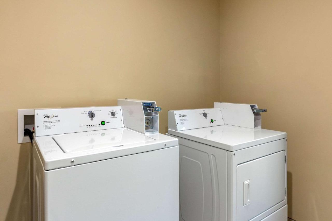 Comfort Suites Greensboro-High Point Екстер'єр фото